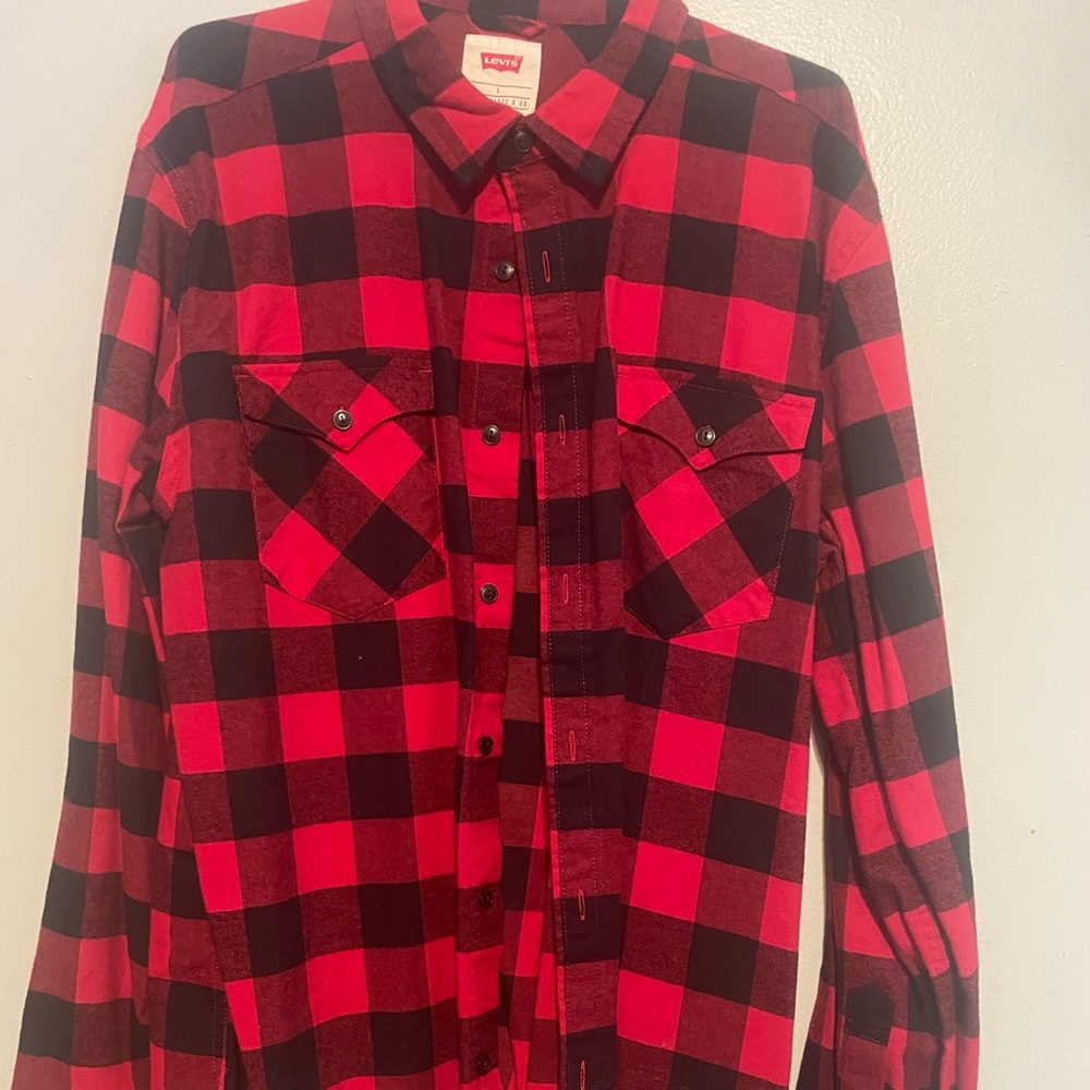 Levi’s flannnel